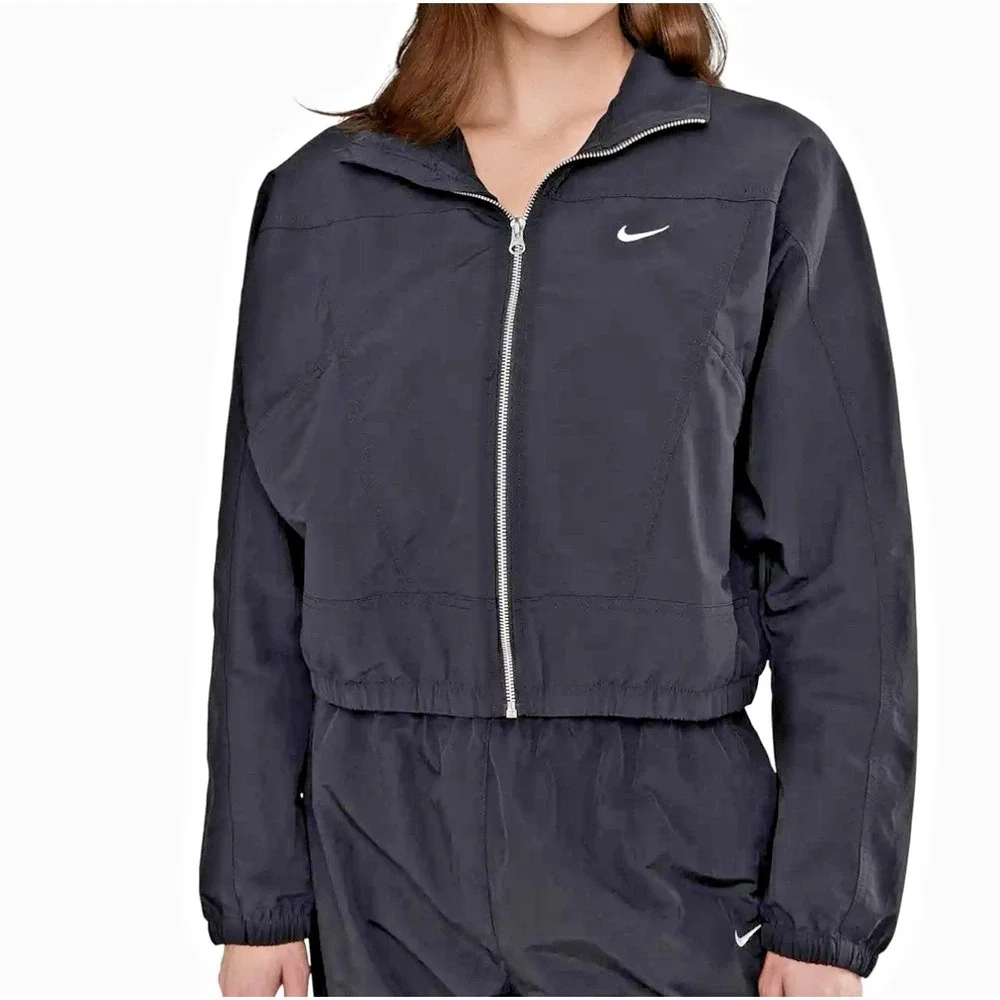 Nike Women's Small Sportswear Everything Wovens Repel UV Protection Jacket $90 - Picture 2 of 7